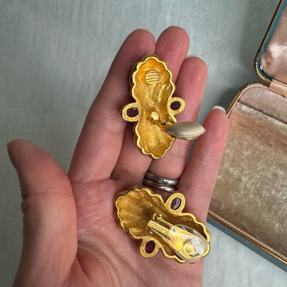 Fendi Gripoix Logo Earrings - Picture 5 of 7